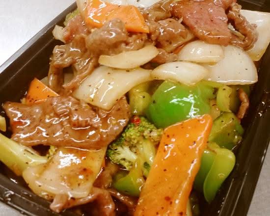 Beef in Black Pepper Sauce 黑椒牛肉